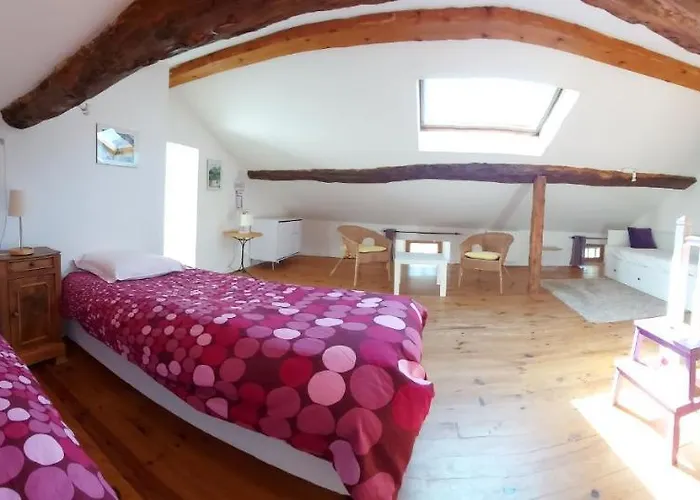 La Bruyere - Chez Martine 3*