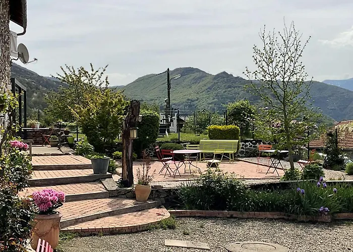 La Bruyere - Chez Martine Bed and Breakfast