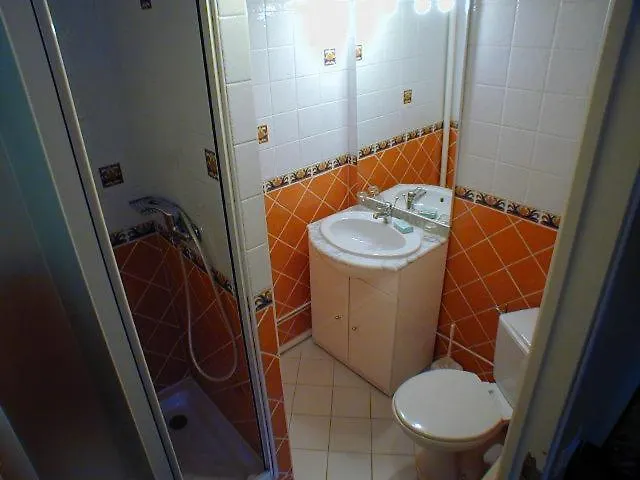 La Bruyere - Chez Martine Bed and Breakfast