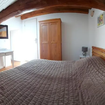 La Bruyere - Chez Martine Appy