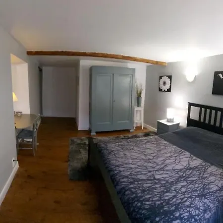 La Bruyere - Chez Martine Bed & Breakfast 3*