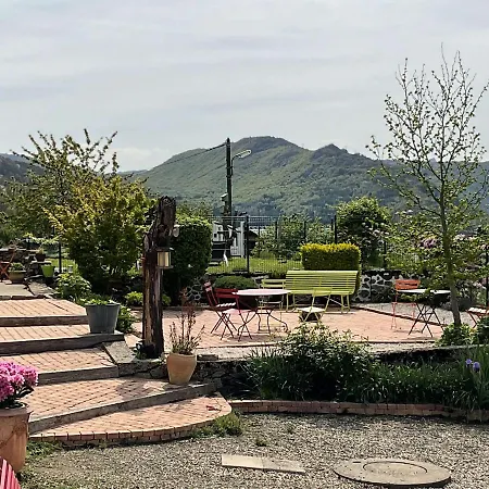 La Bruyere - Chez Martine Bed & Breakfast