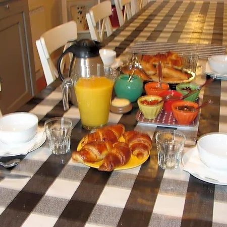 La Bruyere - Chez Martine Bed and breakfast 3*